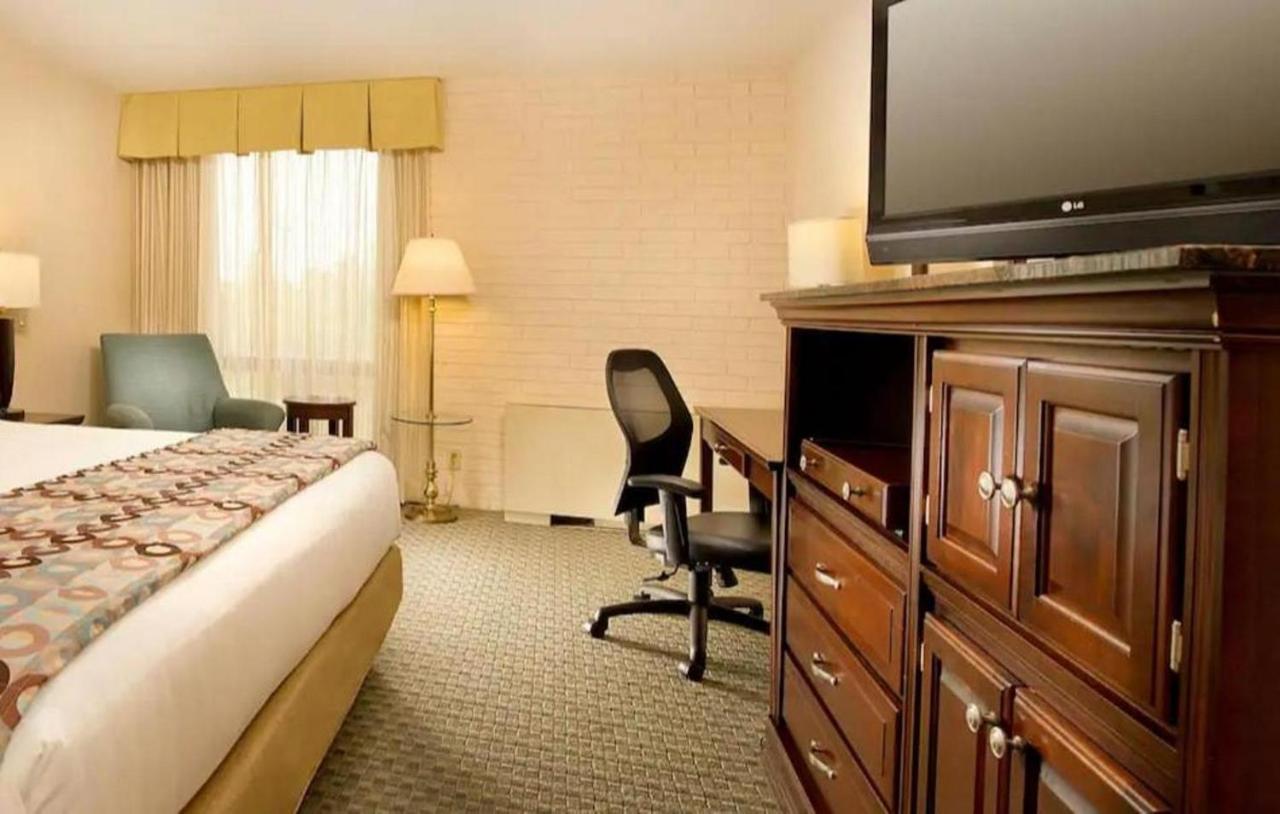 Hotel Lotus Kansas City Stadium Экстерьер фото